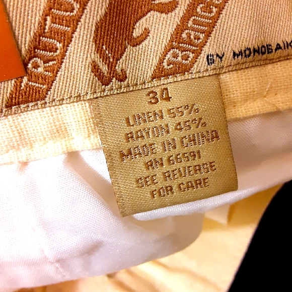 TRUST YELLOW  MEN LINEN SHORT IN SIZE 34 - Picture 10 of 15